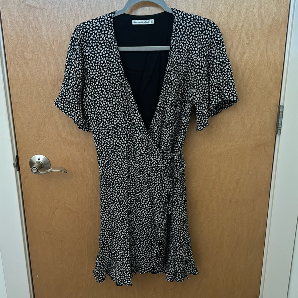 Abercrombie & Fitch Short Sleeve Casual Wrap Dress (Tall)